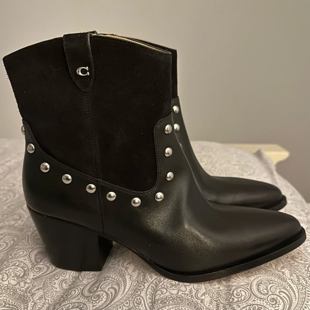 COACH Pauline Leather Suede Bootie Black 9.5 B Womens studded western ankle boot - Picture 4 of 7